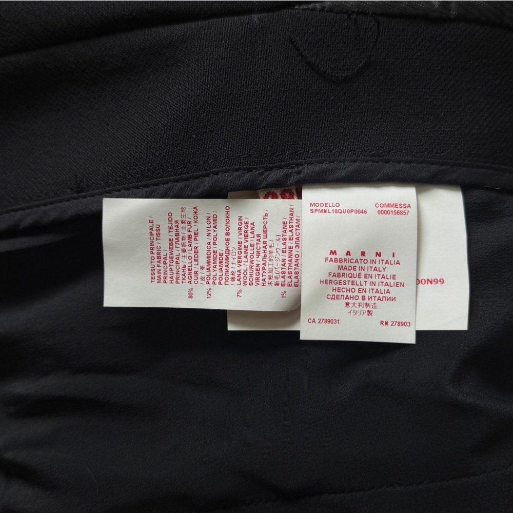 💰BIG SALE Marni Classic Black Lamb Fur Coat made in Italy. Excellent condition. - Picture 13 of 13